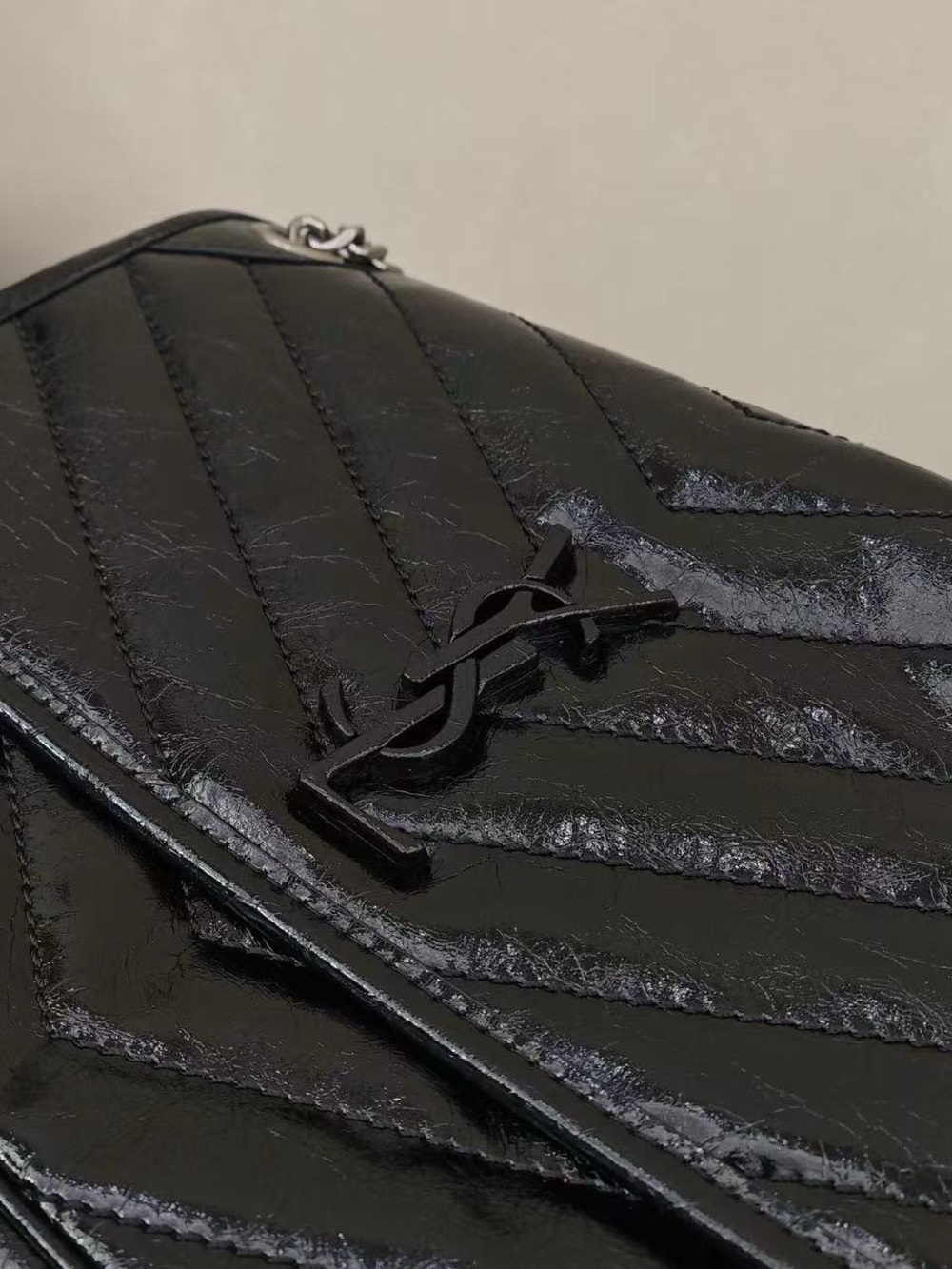 Saint Laurent Black Quilted Leather Shoulder Bag with Chain Strap - Picture 7 of 7
